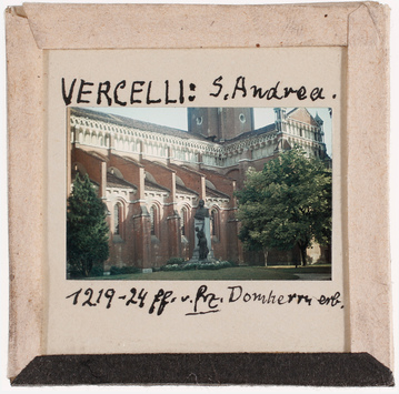 Vorschaubild Vercelli: San Andrea (Foto 1944) 